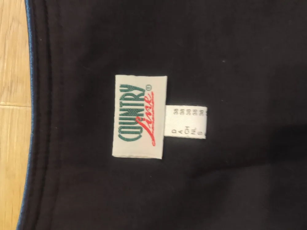 Trachtenmode> Dirndl Größe 38 mehrfarbig