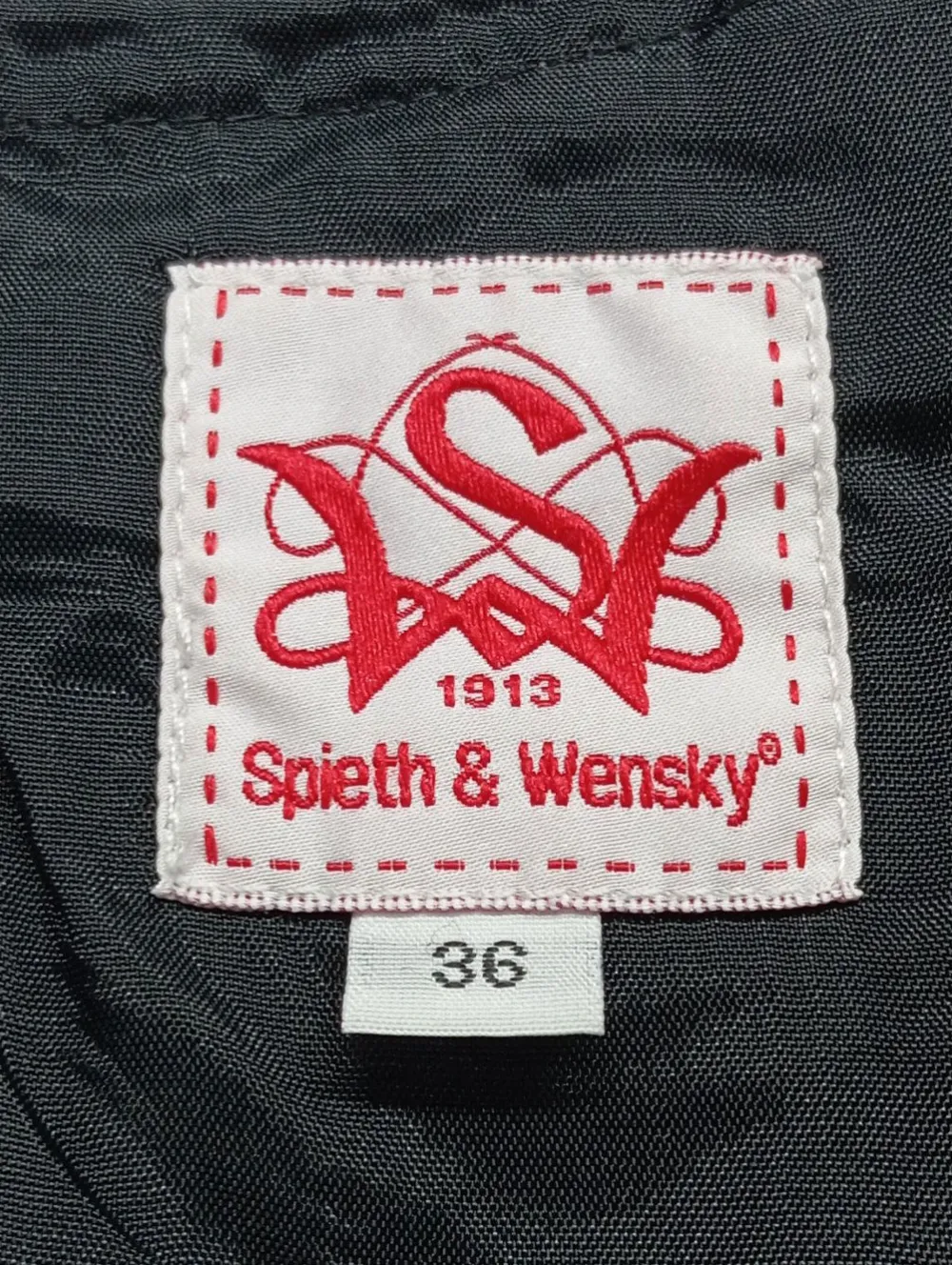 Dirndl Größe 36-Spieth & Wensky Clearance