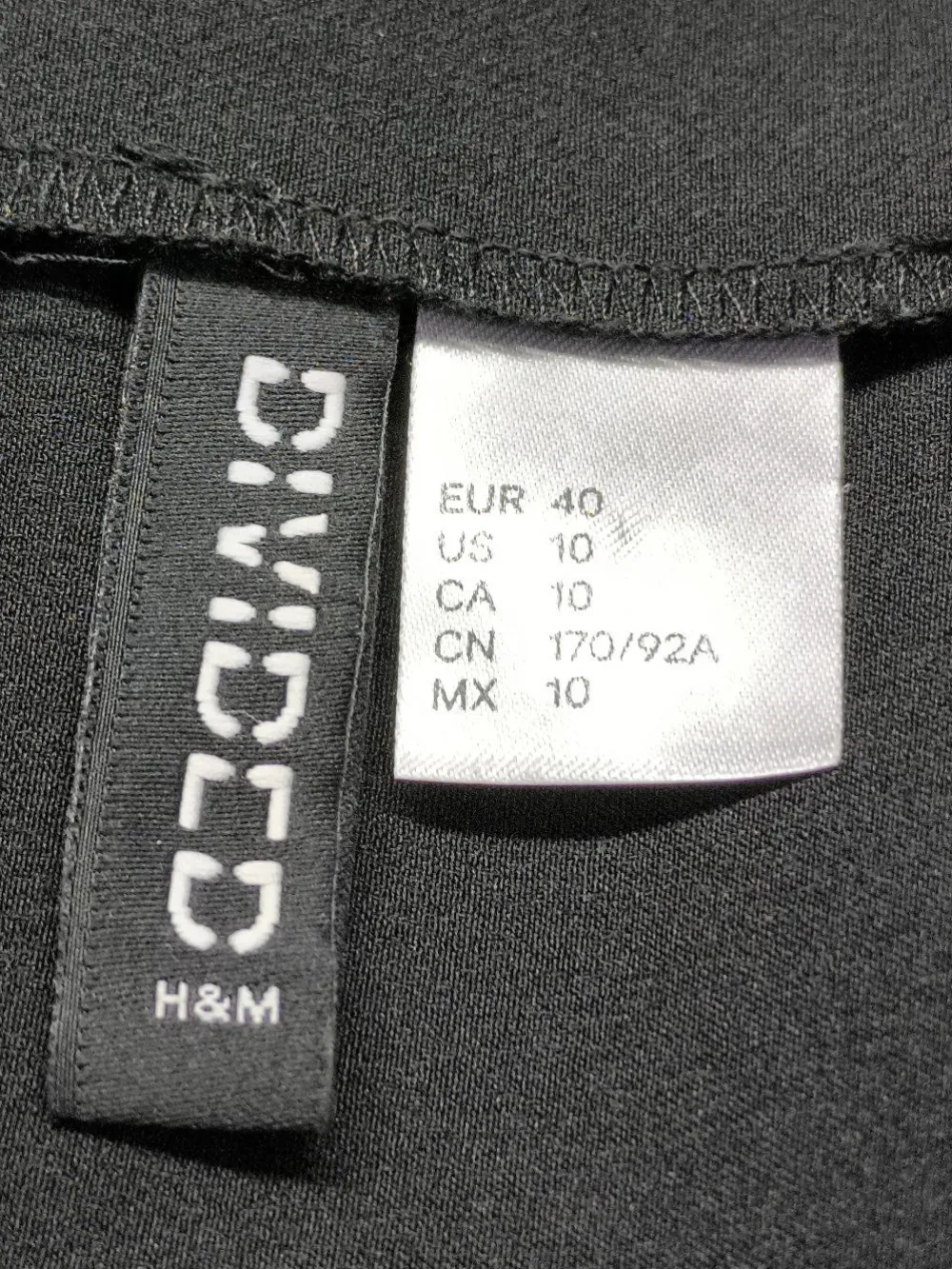 Etuikleid Größe 40-H&M Divided New