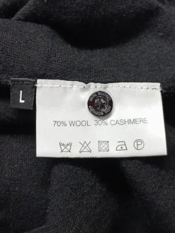 Pullover><noscript><img width=