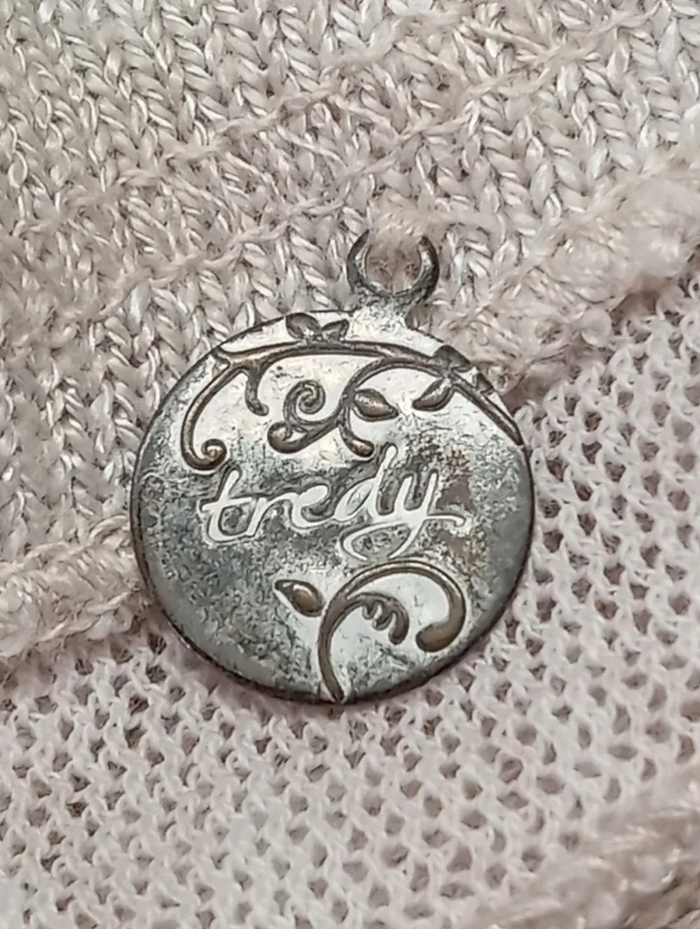 Pullunder>Tredy Feinstrickpullunder Größe 38 hellgrau