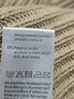 Pullunder><noscript><img width=