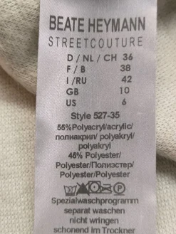 Pullunder><noscript><img width=