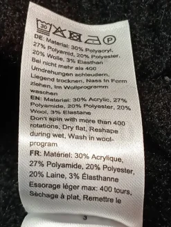 Feinstrickpullunder Größe 36-Edited Hot