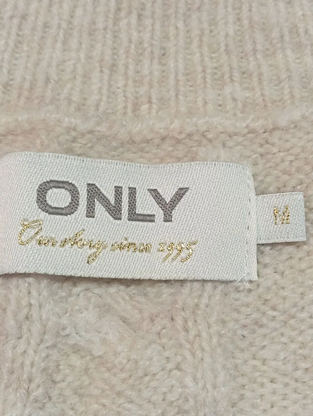 Feinstrickpullunder Größe 38-Only Sale