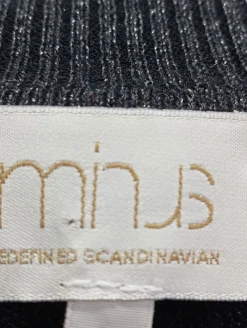 Pullunder><noscript><img width=