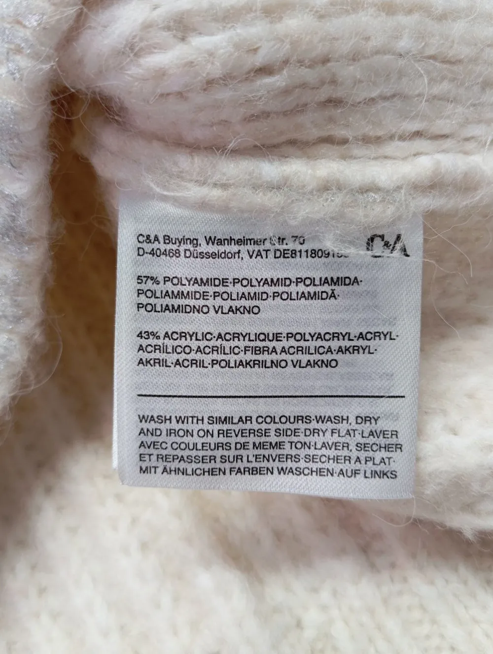 Pullunder>C&A Feinstrickpullunder Größe 38 silberfarbenwollweiß