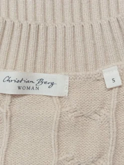 Pullunder><noscript><img width=