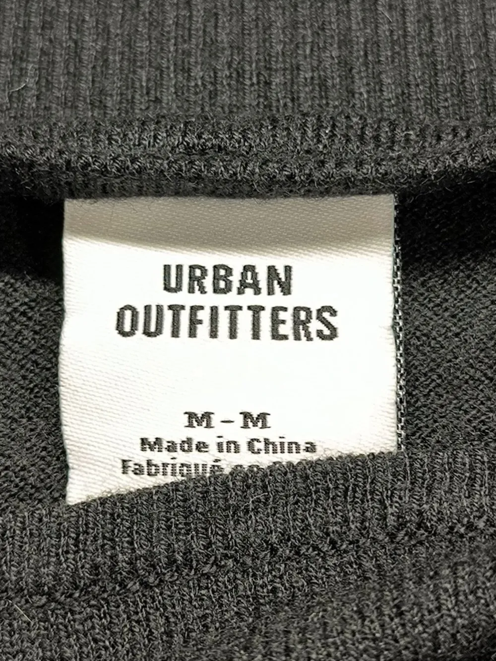 Pullunder>urban outfiters Feinstrickpullunder Größe 38 schwarz