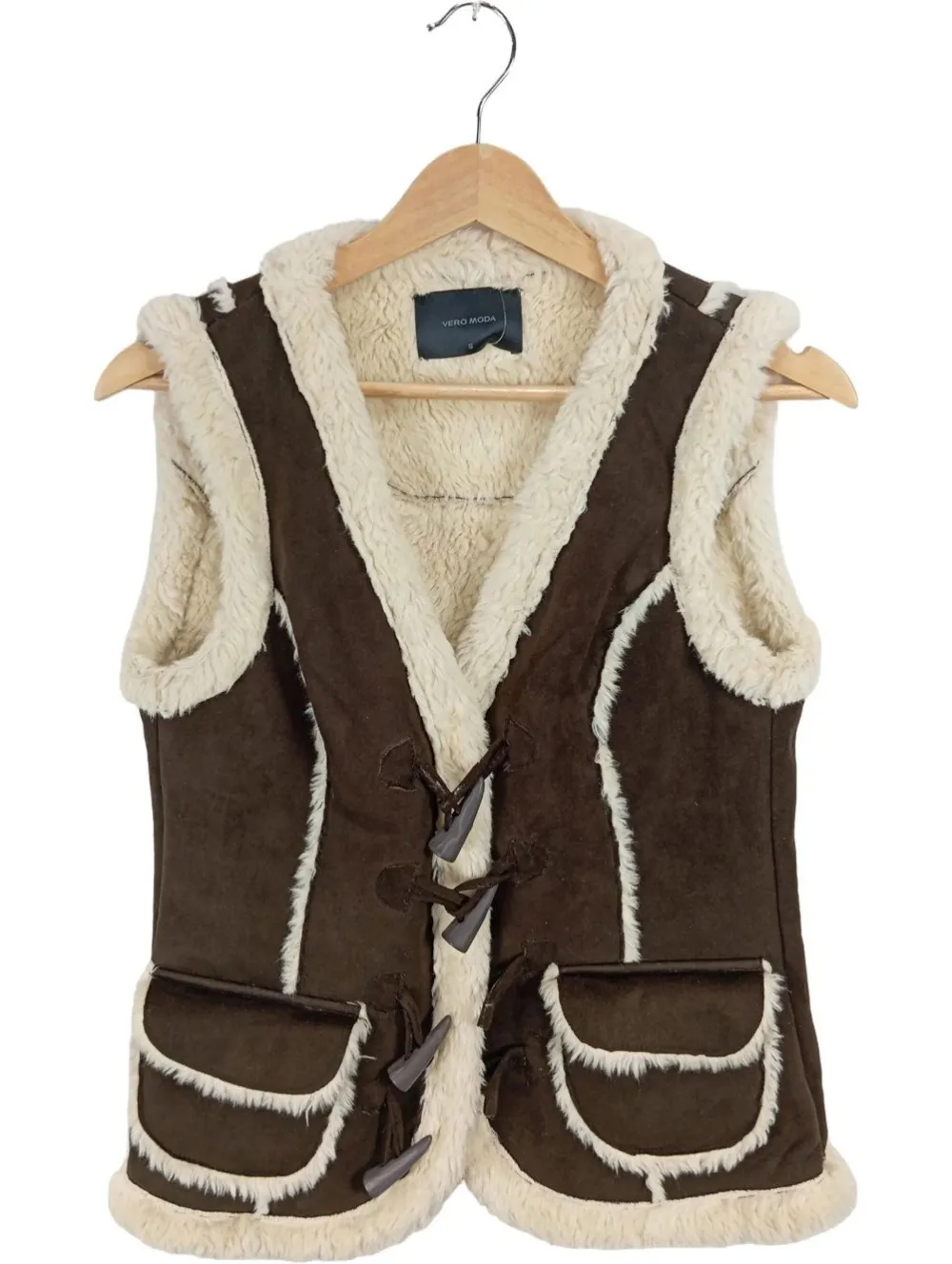 Westen>Vero Moda Fellweste Größe 36 braun