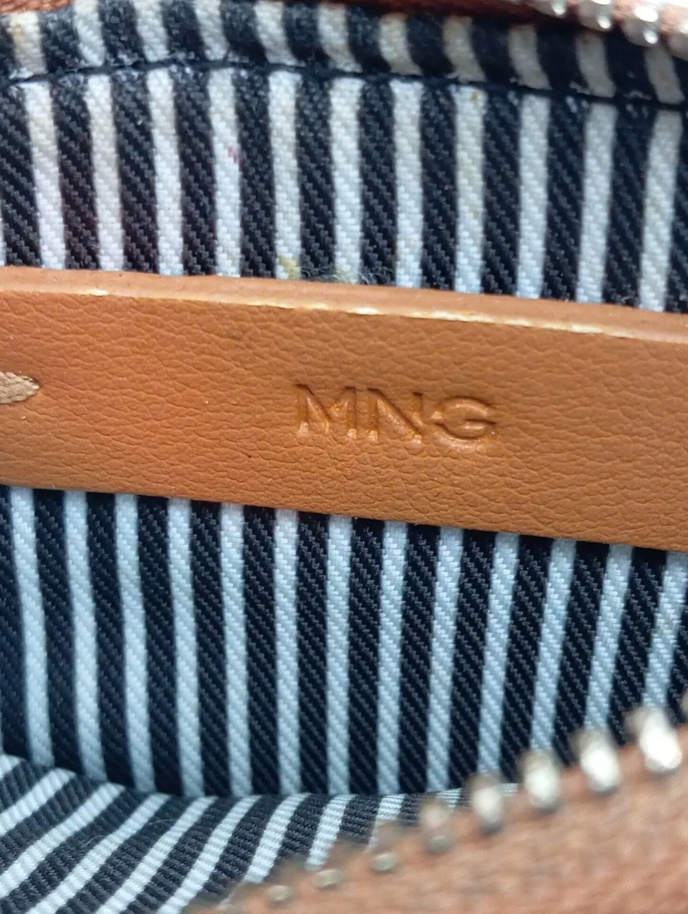 Geldbörsen>MNG Geldbörse hellorange