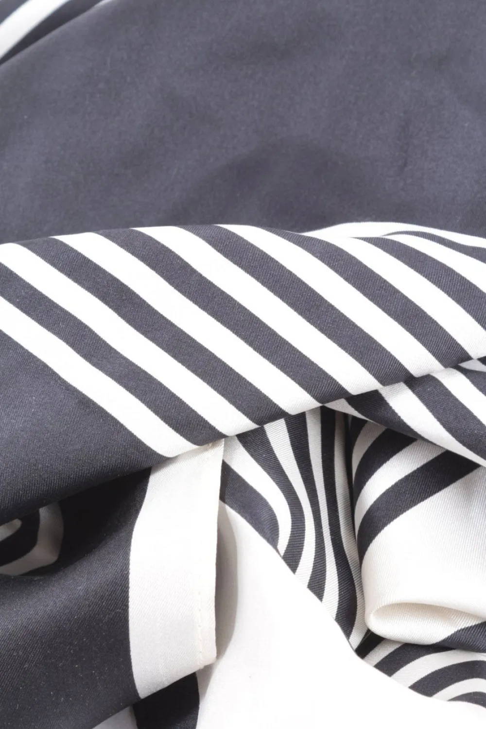 Halstuch-Autograph Discount