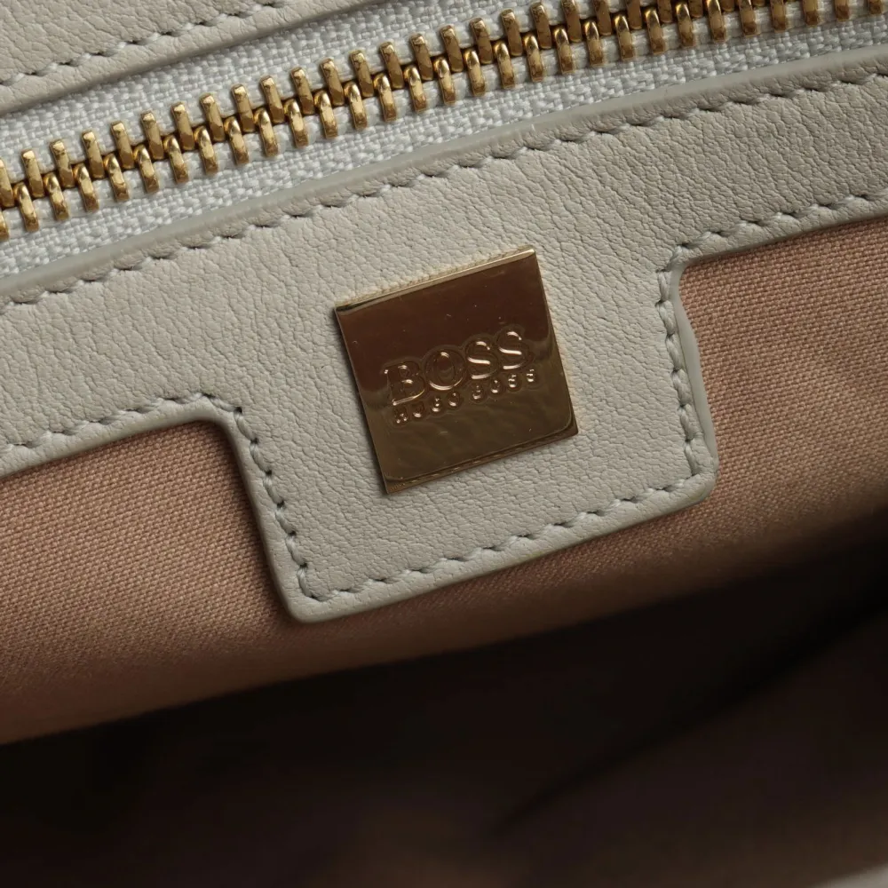 Handtaschen>Hugo Boss Handtasche grau