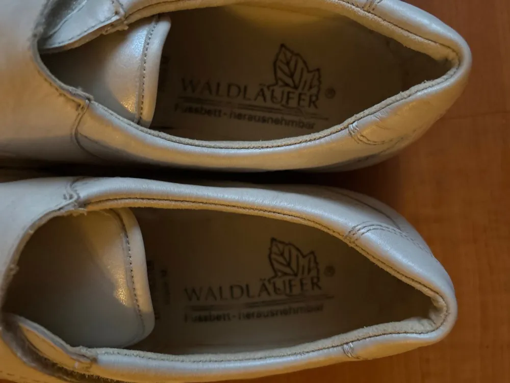 Hausschuhe Größe 37,5- Hot