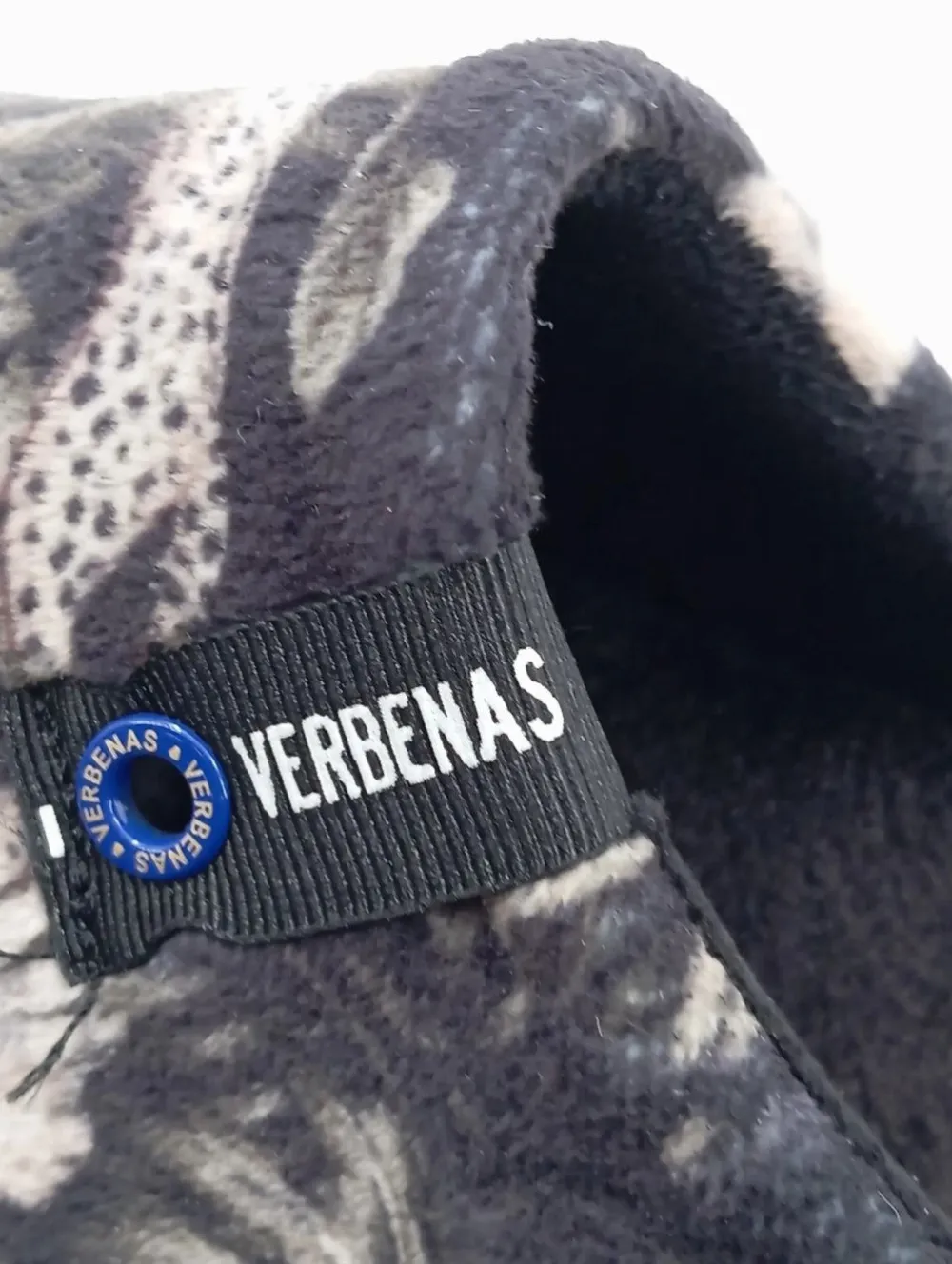 Hausschuhe Größe 38- Sale