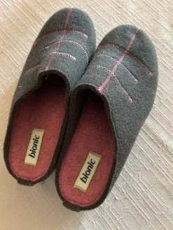 Hausschuhe Größe 38-