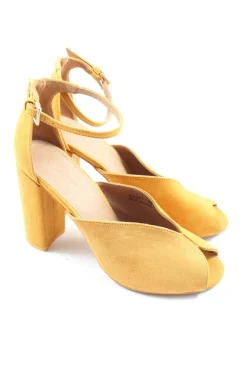 Sandaletten>Reserved High Heel Sandaletten Größe 36 blassgelb