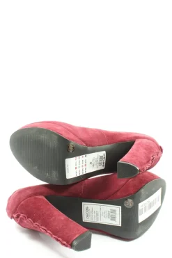 Pumps><noscript><img width=