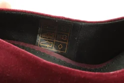 Pumps><noscript><img width=