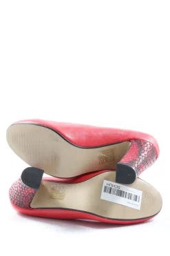 Pumps><noscript><img width=