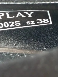 Pumps><noscript><img width=