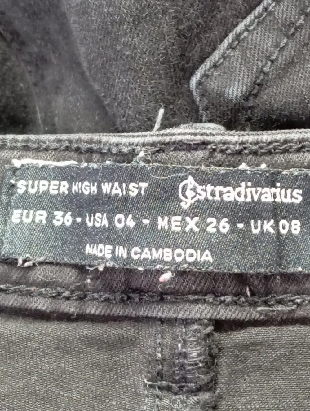 High Waist Jeans Größe 36-Stradivarius Sale