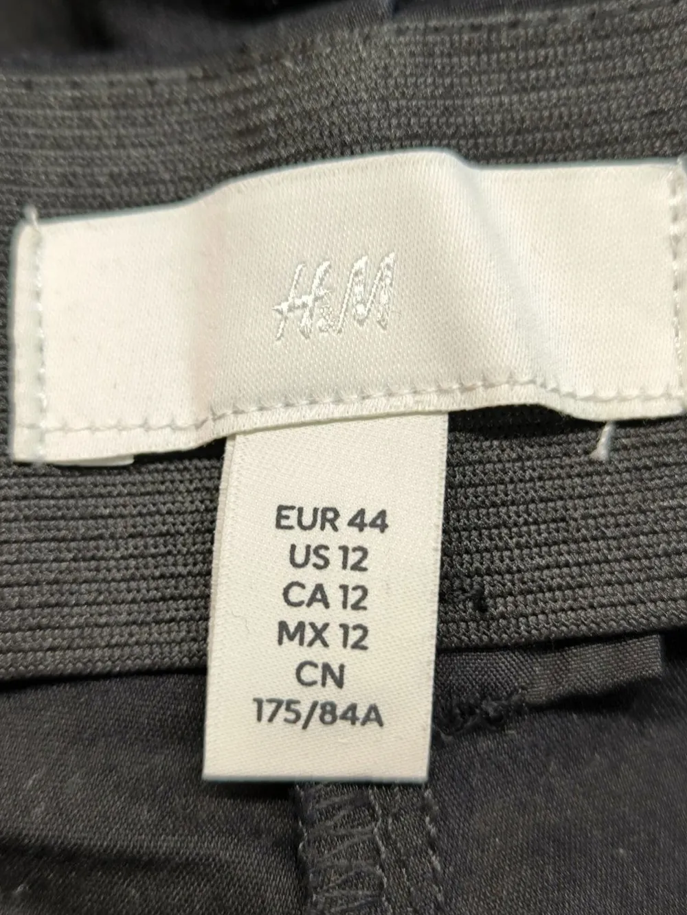 Hosen>H&M High-Waist Hose Größe 44 schwarz