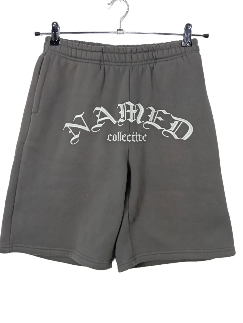 Kurze Hosen>Named Collective High-Waist-Shorts Größe 36 hellgrauweiß