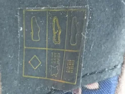 Pumps><noscript><img width=