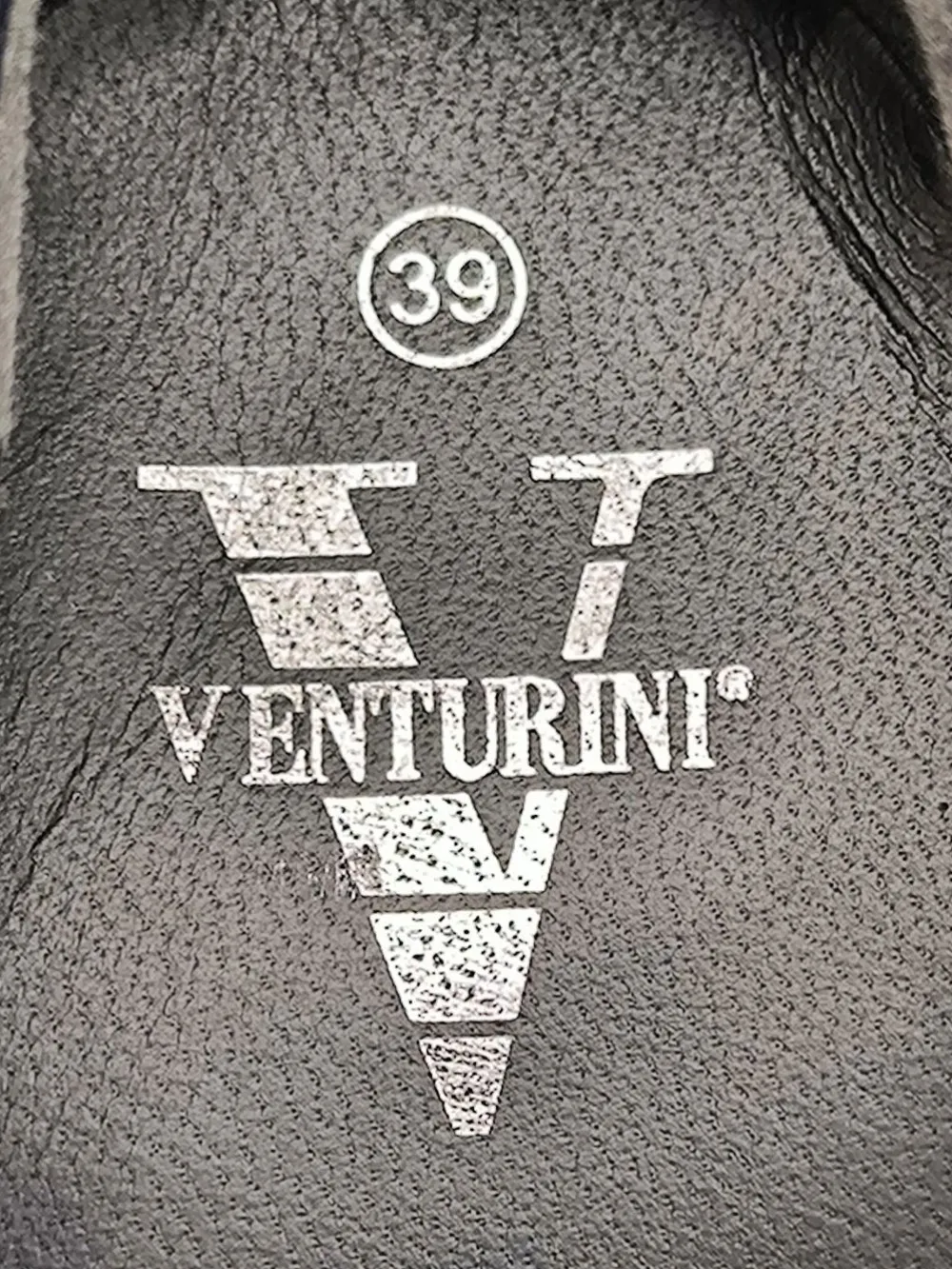 Hochfront-Pumps Größe 39-Venturini Best
