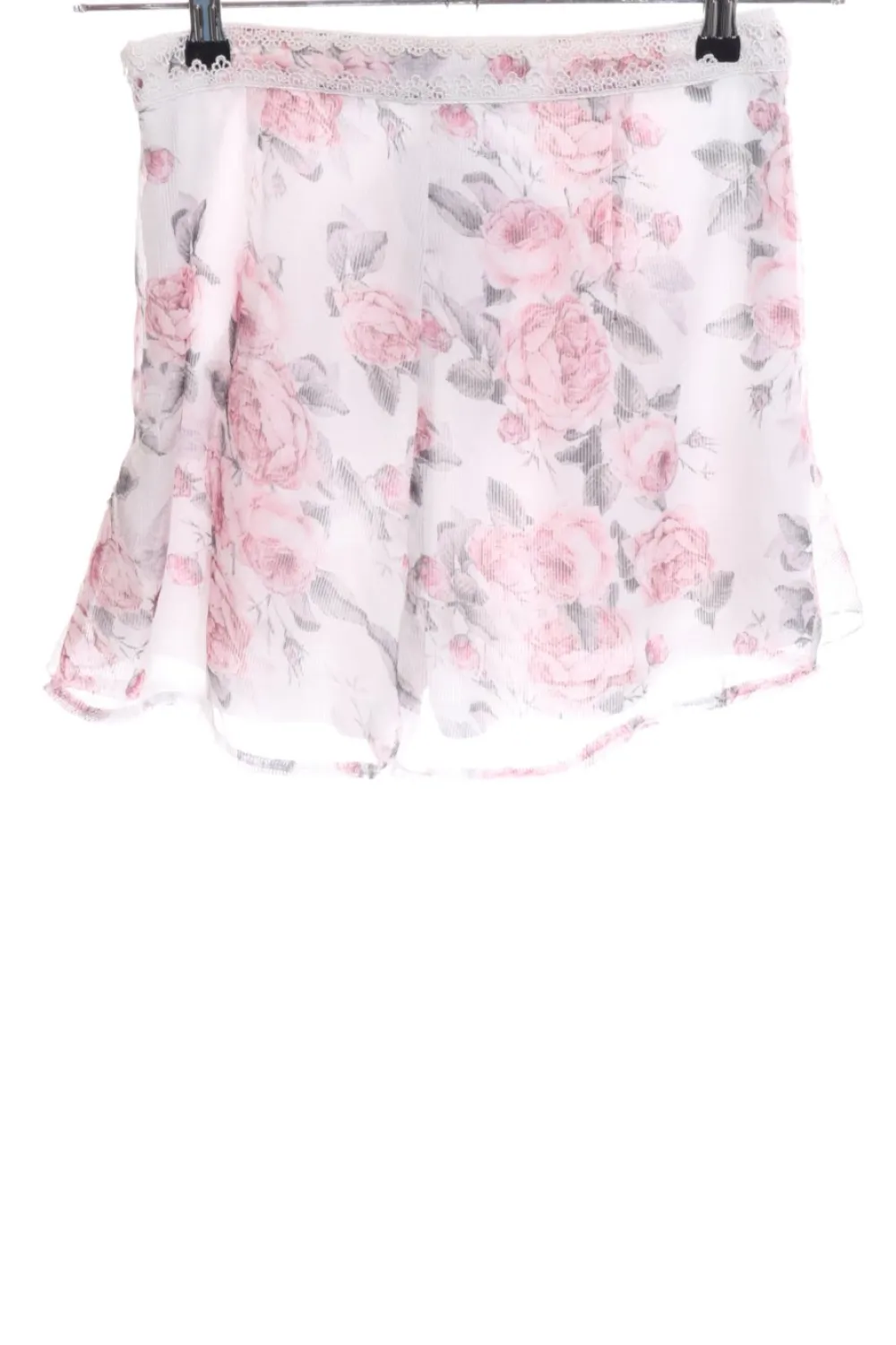 Kurze Hosen>Missguided Hot Pants Größe 36 cremepink