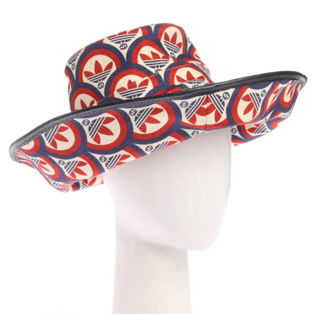 Hüte>Gucci Hut Größe 38 mehrfarbig