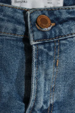 Jeansshorts Größe 38-Bershka Best