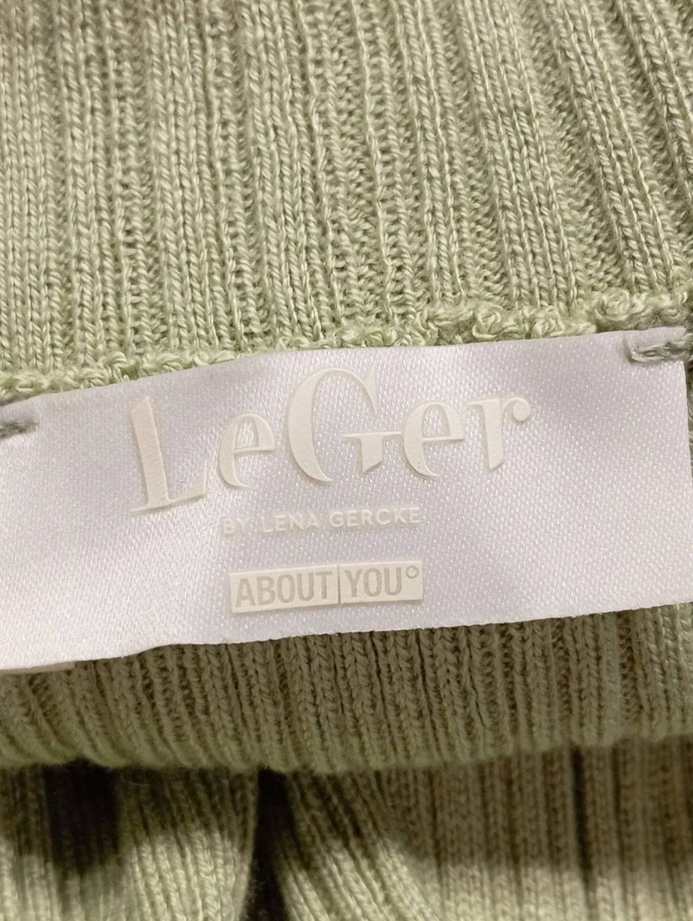 Twin Sets>leger Jersey Twin Set Größe 38 hellgrün