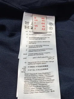 Blazer><noscript><img width=