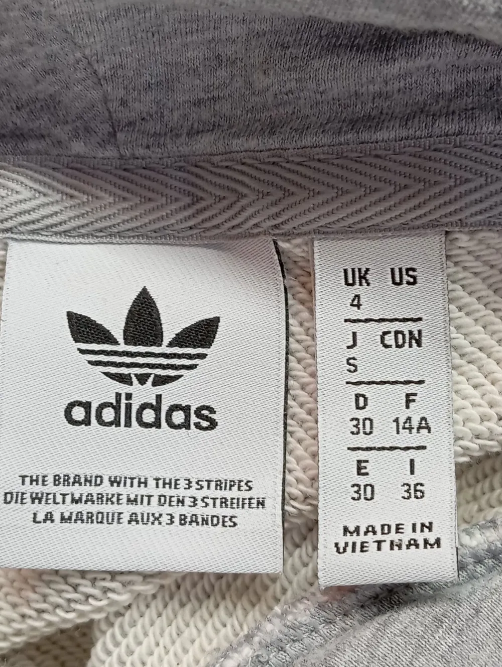 Sweats>Adidas Kapuzensweatshirt Größe 30 hellgrau