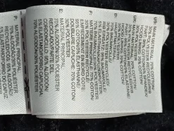 Sweats><noscript><img width=