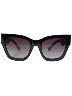 Karée Brille-Quay Hot