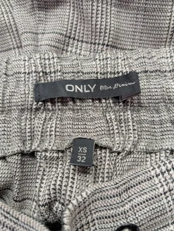 Hosen><noscript><img width=