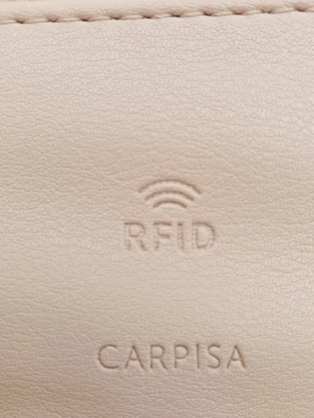 Kartenetuis>Carpisa Kartenetui nude