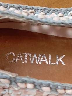 Ballerinas><noscript><img width=