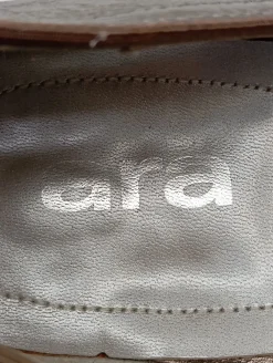 Ballerinas><noscript><img width=