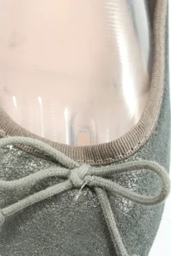 Ballerinas><noscript><img width=