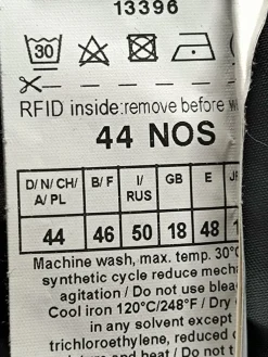 Blazer><noscript><img width=