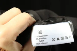 Blazer><noscript><img width=