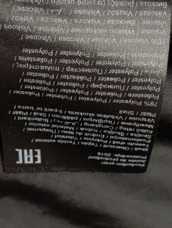 Blazer><noscript><img width=