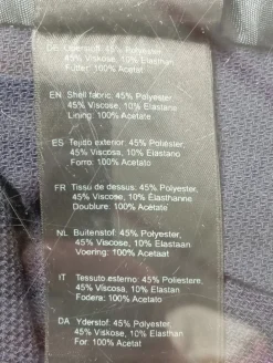 Blazer><noscript><img width=