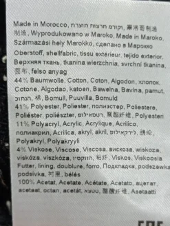 Kostüm Größe 38-Carton Clearance