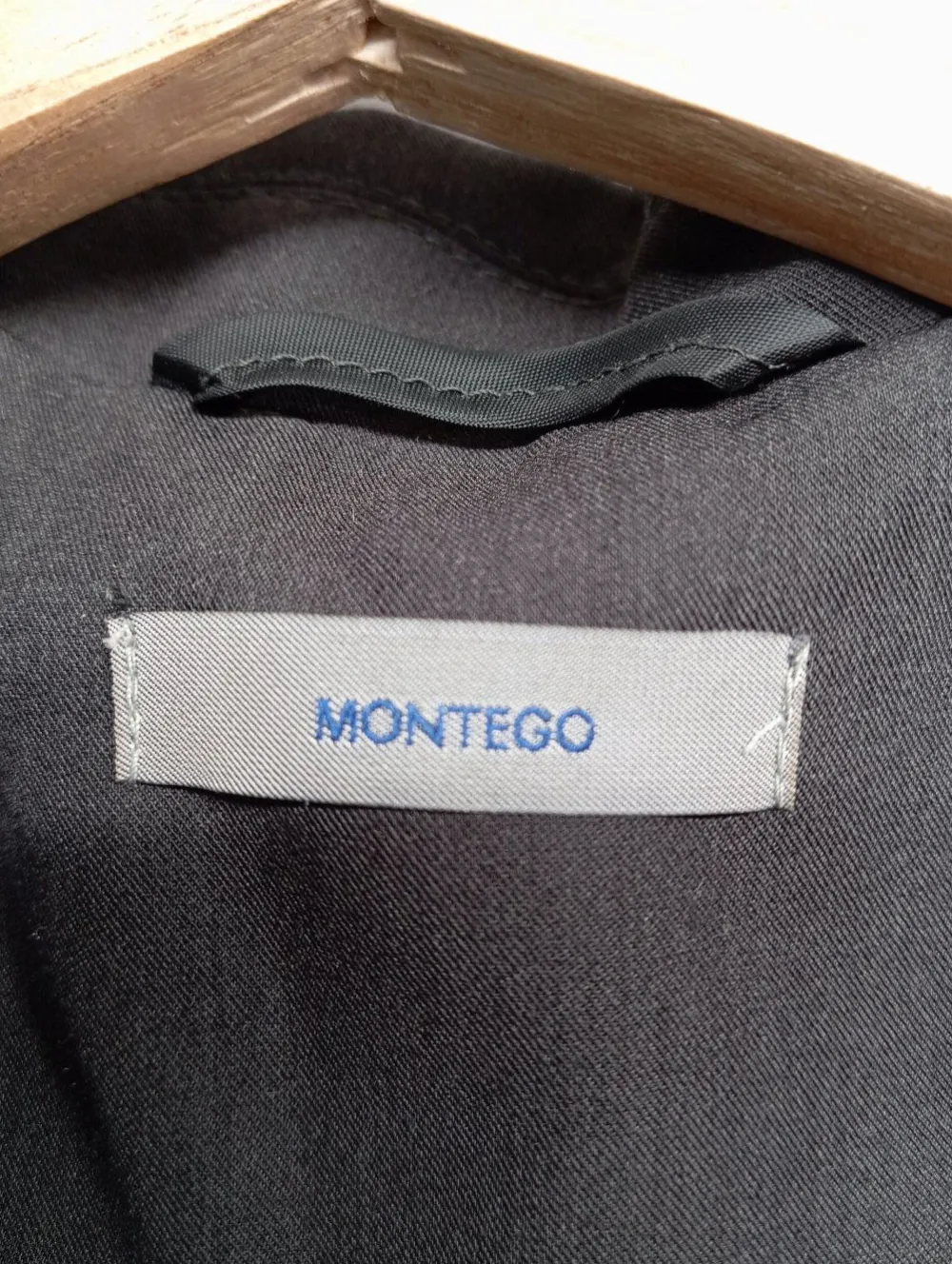 Kostüm Größe 40-Montego