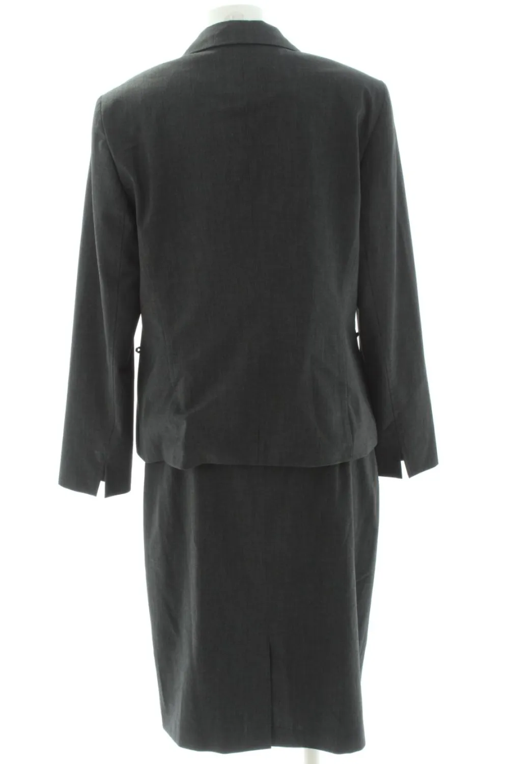 Kostüm Größe 38-Taifun Sale